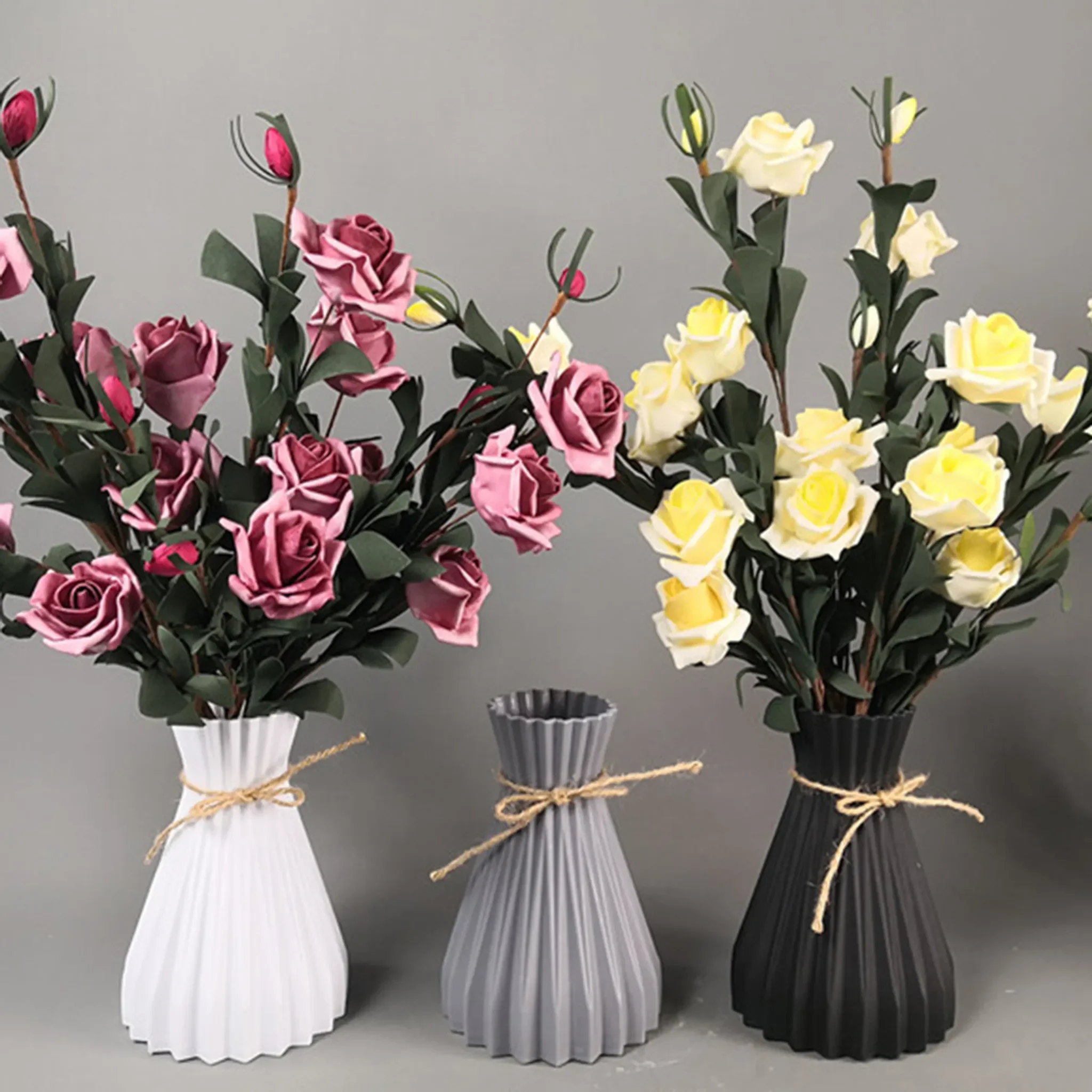 Kunststoffvase – Schwarz, 17 cm